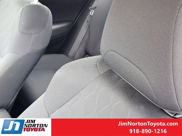 Used 2024 Toyota Corolla Cross LE FWD image 15