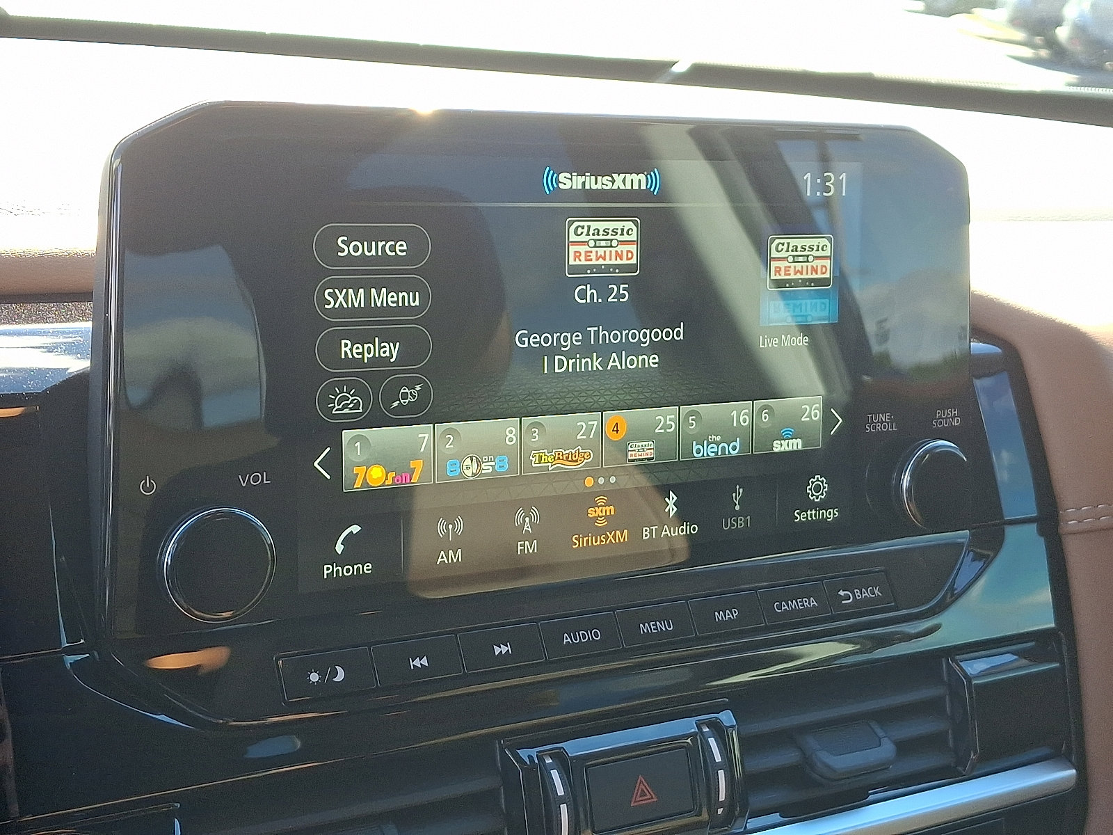 New 2025 Nissan Pathfinder Platinum image 8