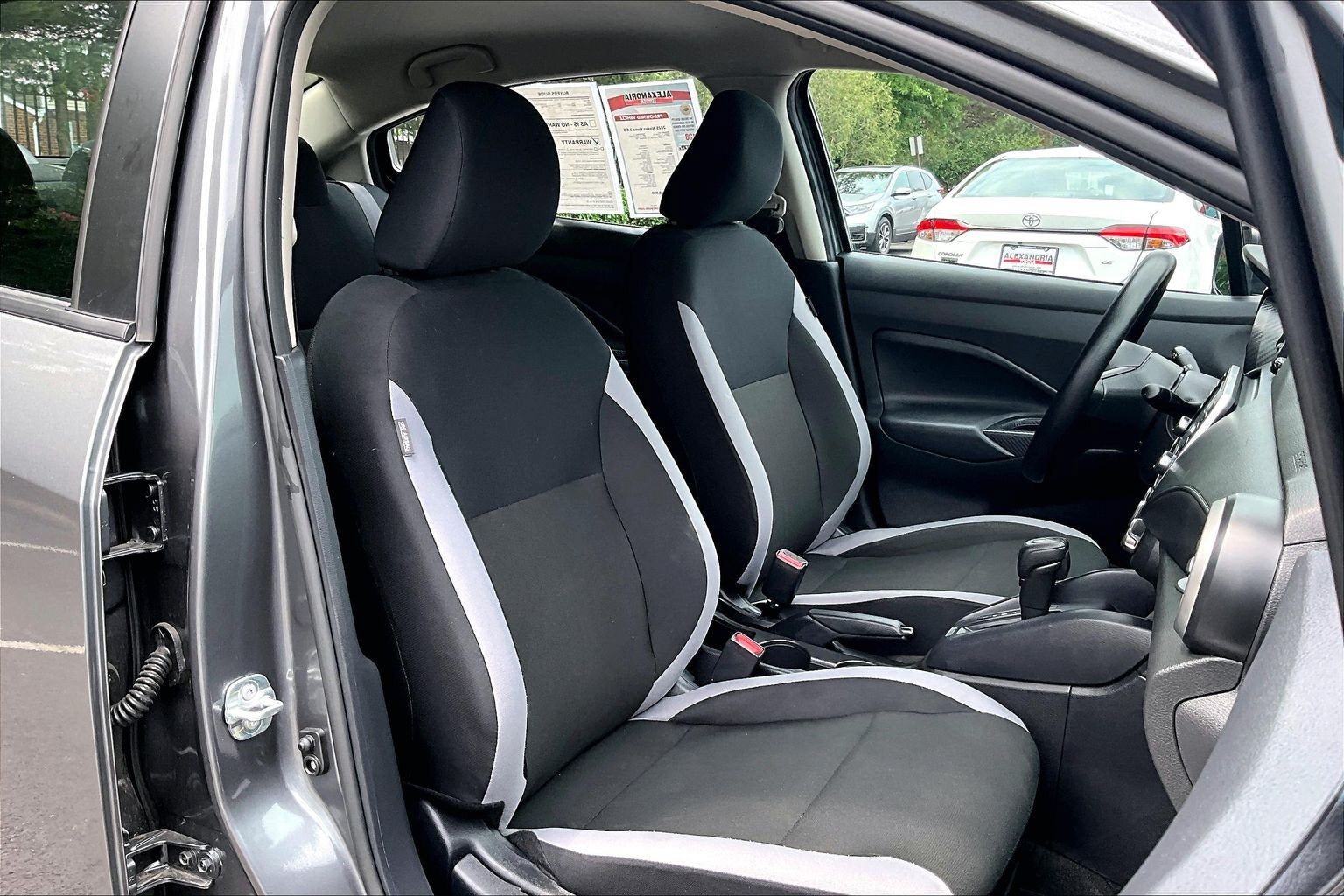Used 2025 Nissan Versa S w/ S Plus Package FWD image 7