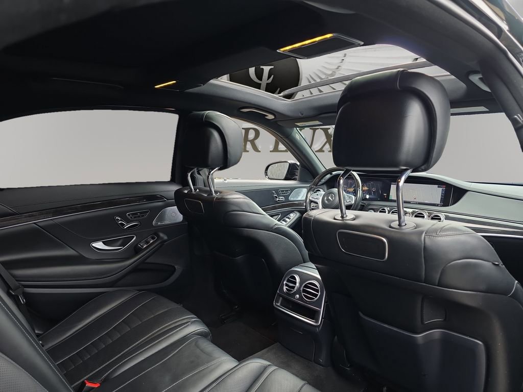 Used 2019 Mercedes-Benz S 560 Sedan image 21