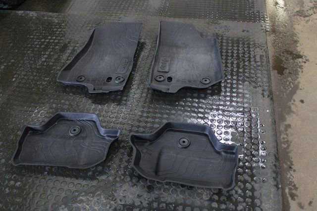 Used 2021 Jeep Wrangler Sport image 46