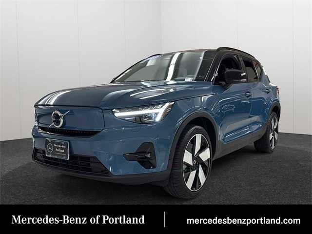 Used 2023 Volvo XC40 Recharge Ultimate w/ Protection Package Premier image 1