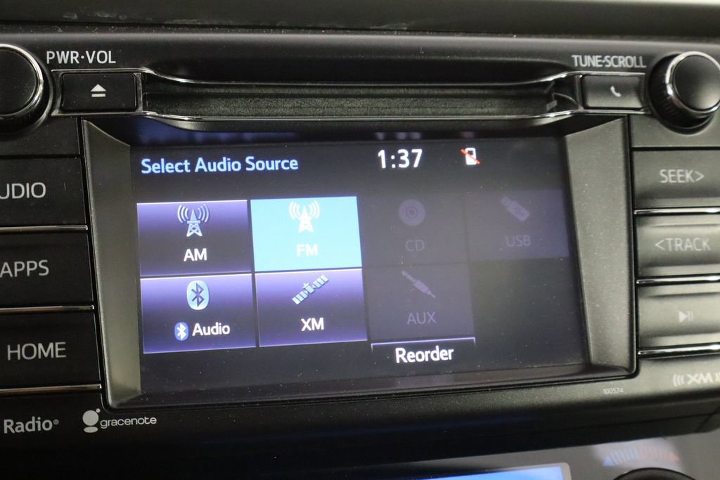 Used 2018 Toyota RAV4 XLE FWD image 30