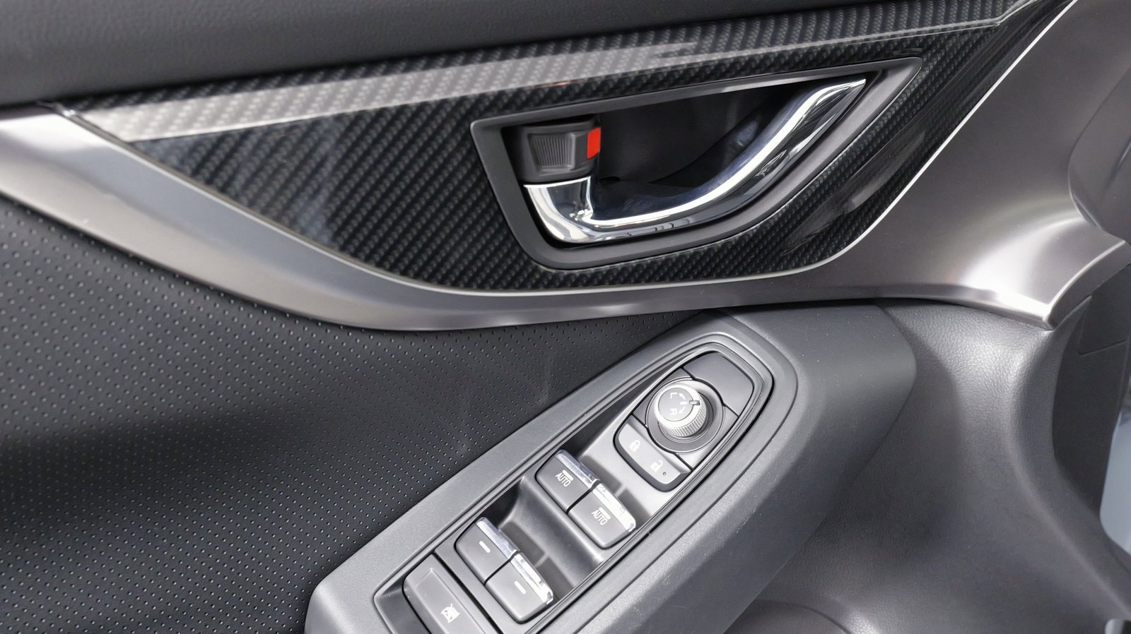 Used 2018 Subaru Crosstrek 2.0i Limited image 28