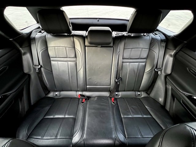 Used 2020 Land Rover Range Rover Evoque SE image 27