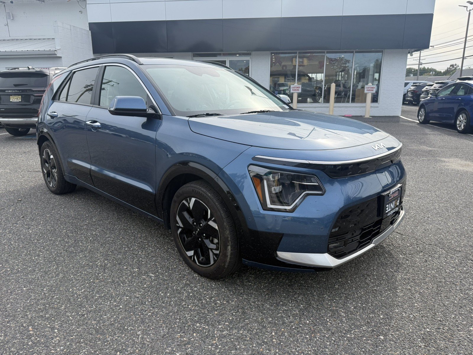Used 2023 Kia Niro Wave