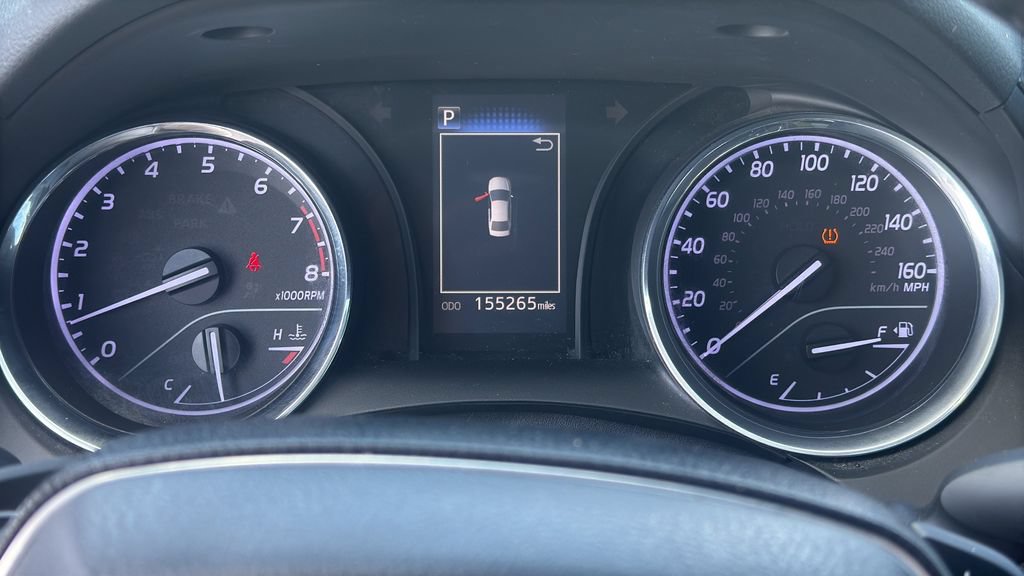 Used 2019 Toyota Camry SE FWD image 12