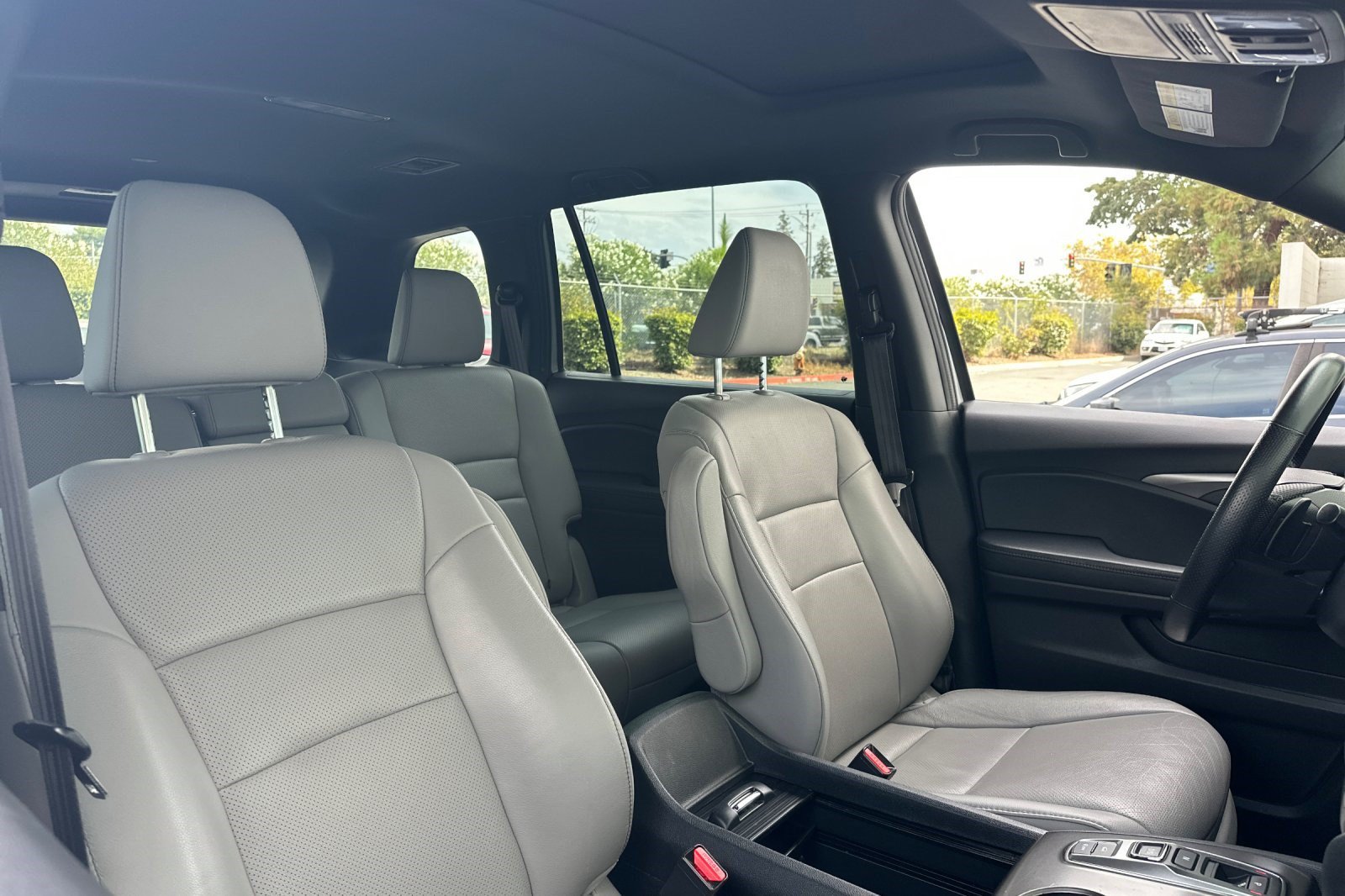 Used 2023 Honda Passport EX-L image 33