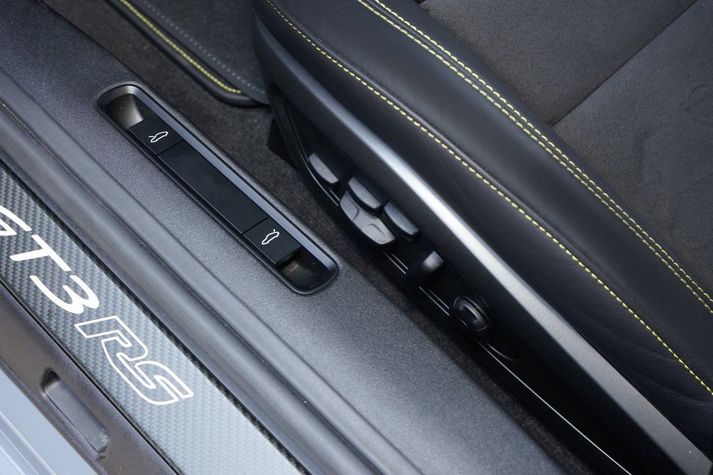 Used 2024 Porsche 911 GT3 RS image 29