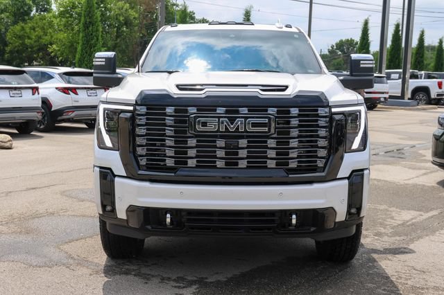 Used 2025 GMC Sierra 2500 Denali Ultimate AWD/4WD image 2