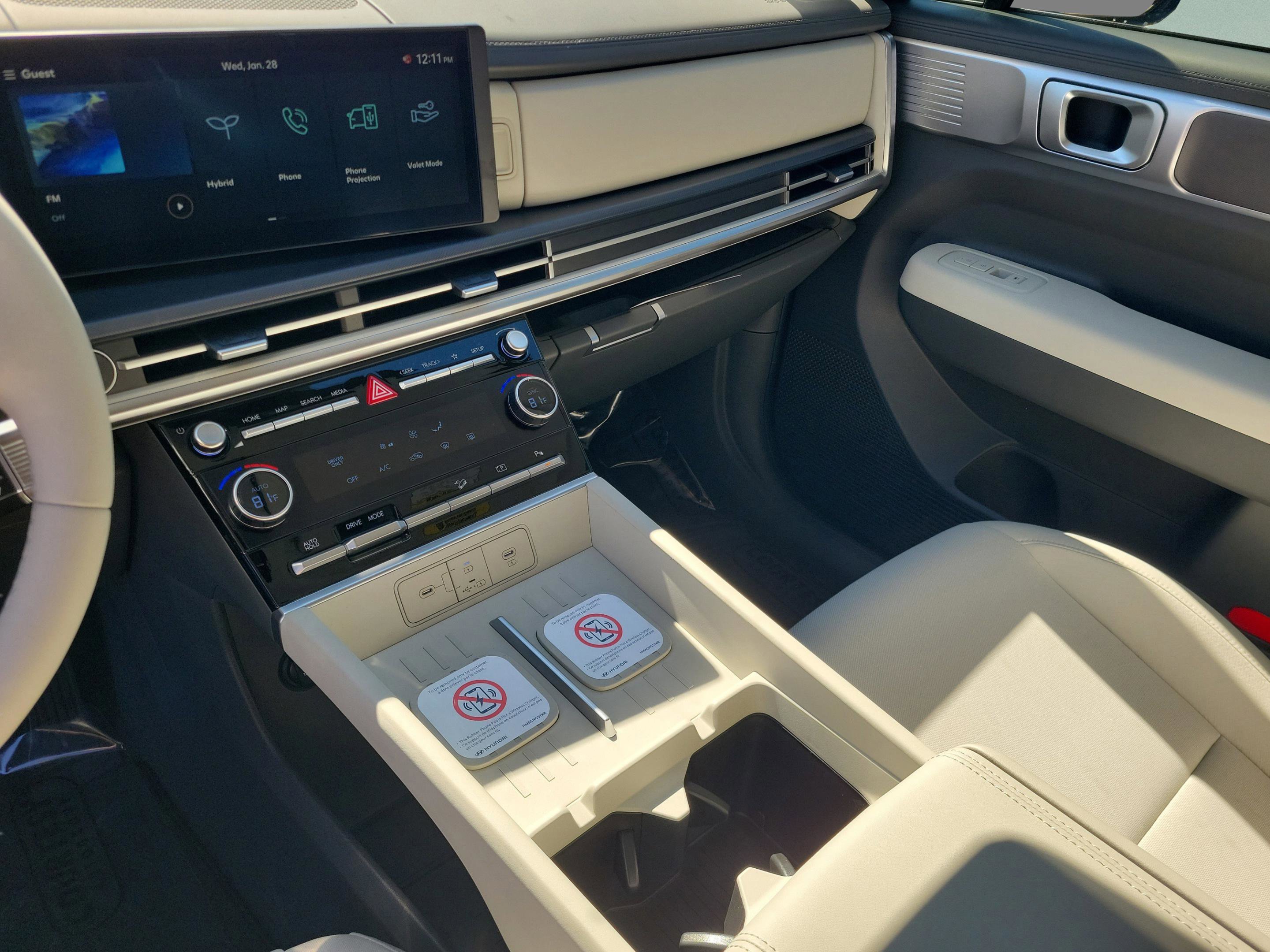 New 2026 Hyundai Santa Fe SE image 28