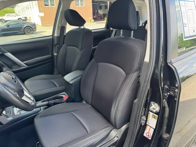 Used 2017 Subaru Forester 2.5i w/ Alloy Wheel Package AWD/4WD image 16