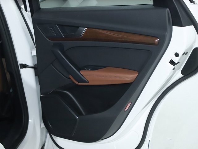 Used 2022 Audi Q5 2.0T Premium Plus image 33