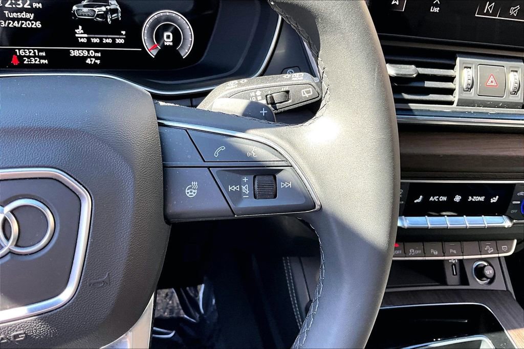 Used 2023 Audi Q5 2.0T Prestige w/ Prestige Package image 12