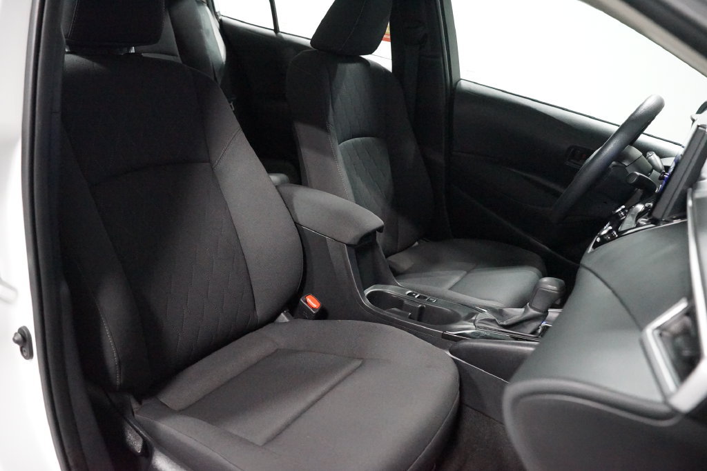 Certified 2025 Toyota Corolla LE FWD image 25