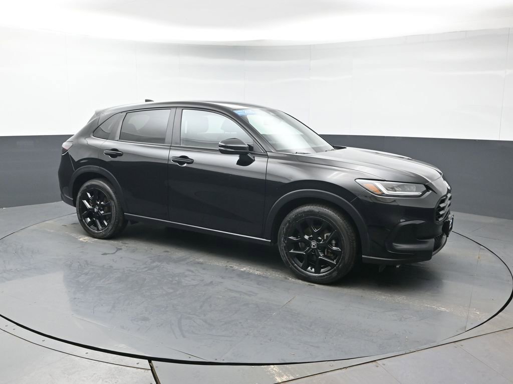 Used 2025 Honda HR-V Sport image 8