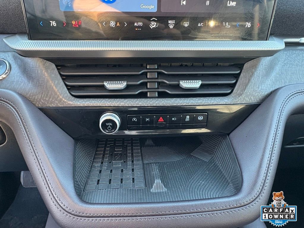 Certified 2025 Ford Explorer Platinum w/ LUX Leather Package image 19