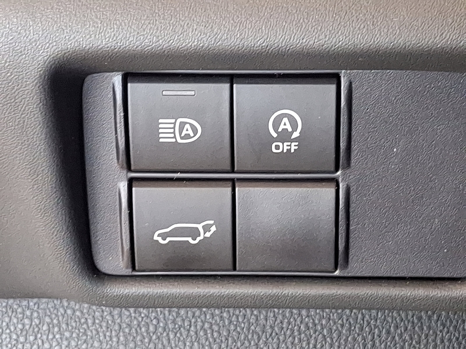 Certified 2025 Toyota Highlander XLE image 25