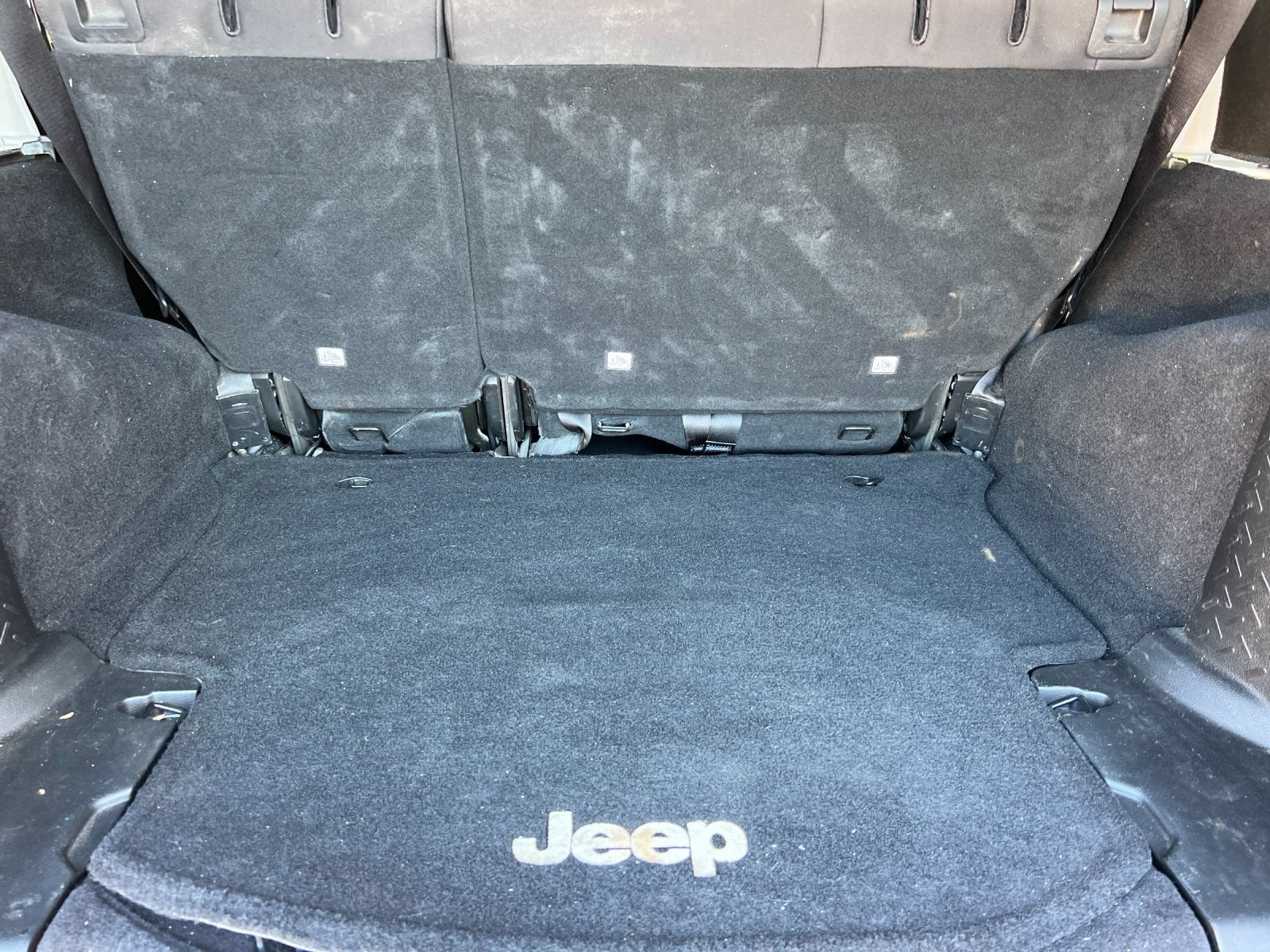 Used 2017 Jeep Wrangler Unlimited Sport w/ Quick Order Package 24S AWD/4WD image 14