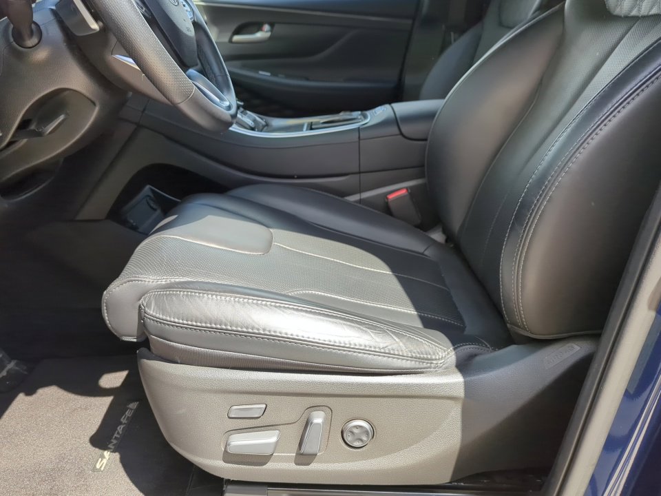 Used 2022 Hyundai Santa Fe Calligraphy FWD image 29