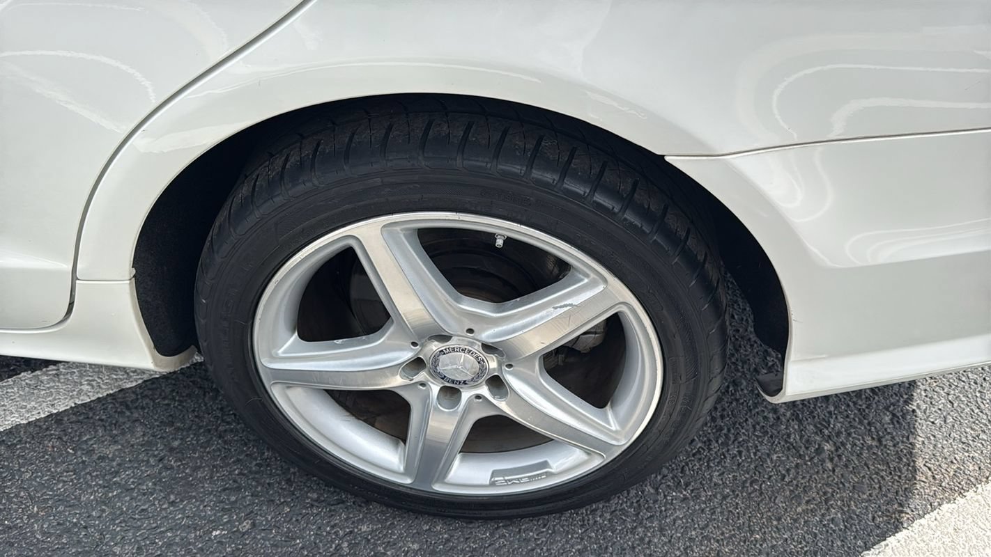 Used 2014 Mercedes-Benz CLS 550 4MATIC w/ Premium 1 Package image 15