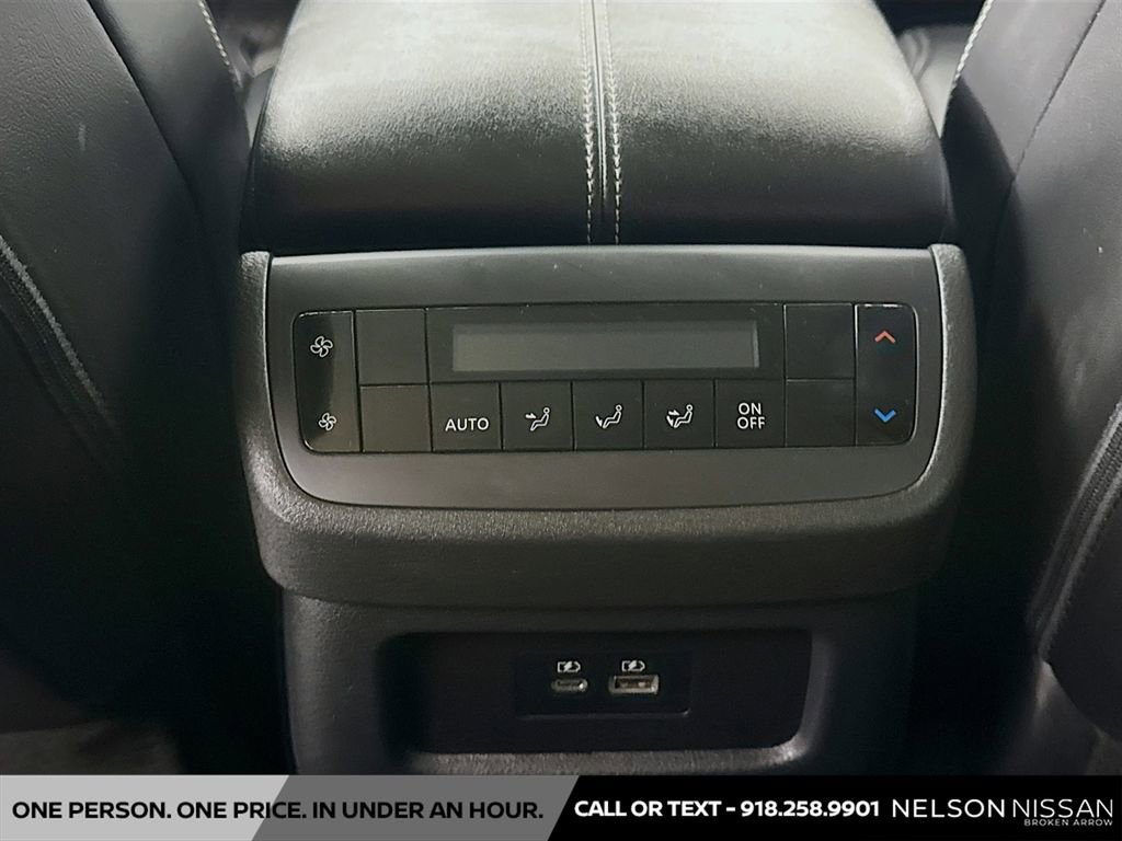 Certified 2025 Nissan Pathfinder SL image 25