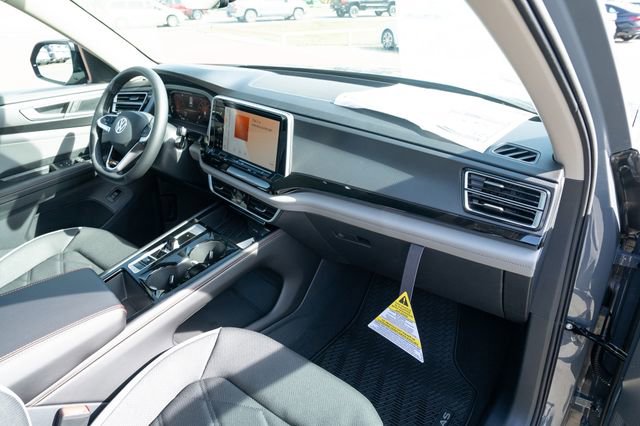 New 2026 Volkswagen Atlas Peak Edition image 40
