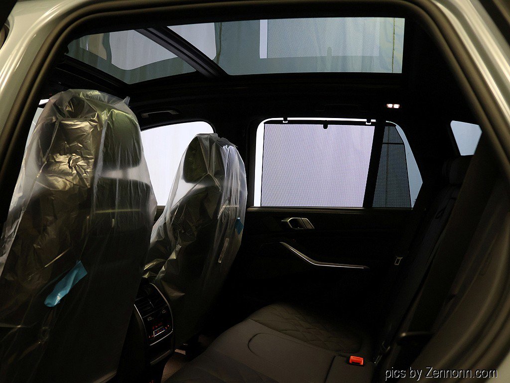 New 2026 BMW X5 M60i AWD/4WD image 13