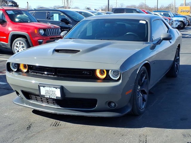 Used 2023 Dodge Challenger R/T w/ Plus Package image 2