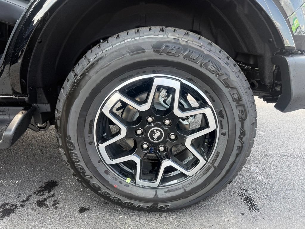 New 2026 Ford Bronco Outer Banks AWD/4WD image 32
