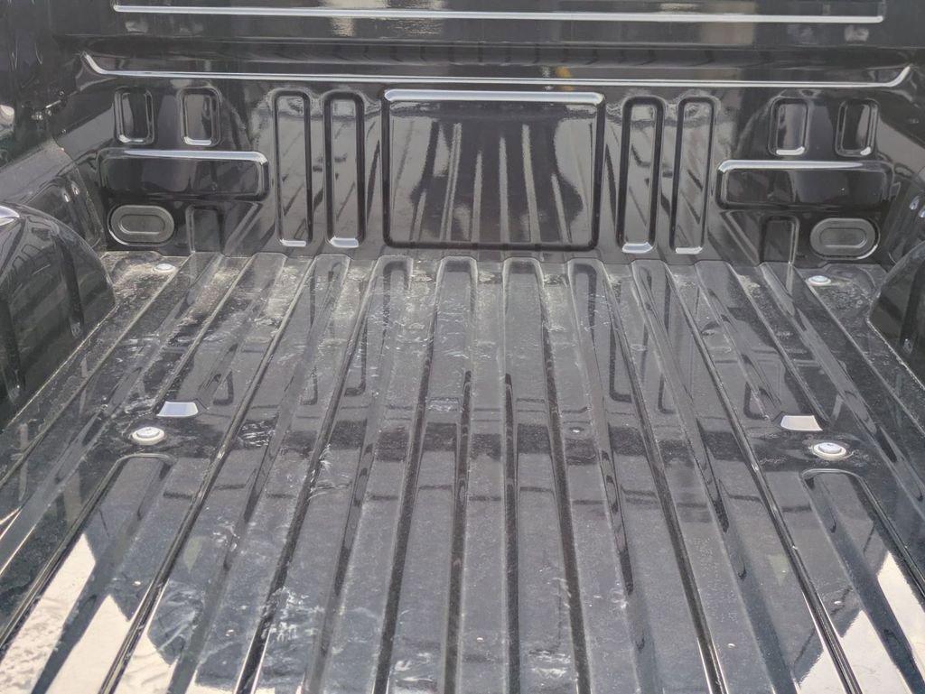 New 2025 Ford F150 Lariat w/ Equipment Group 501A Mid image 18