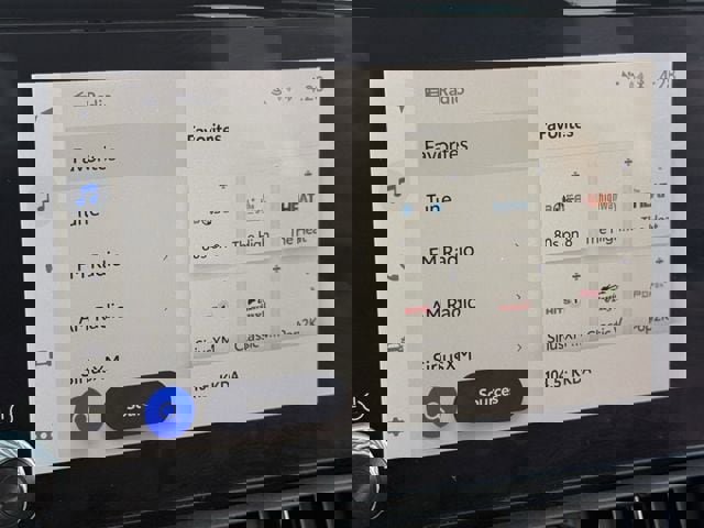 Used 2023 Toyota RAV4 LE image 19