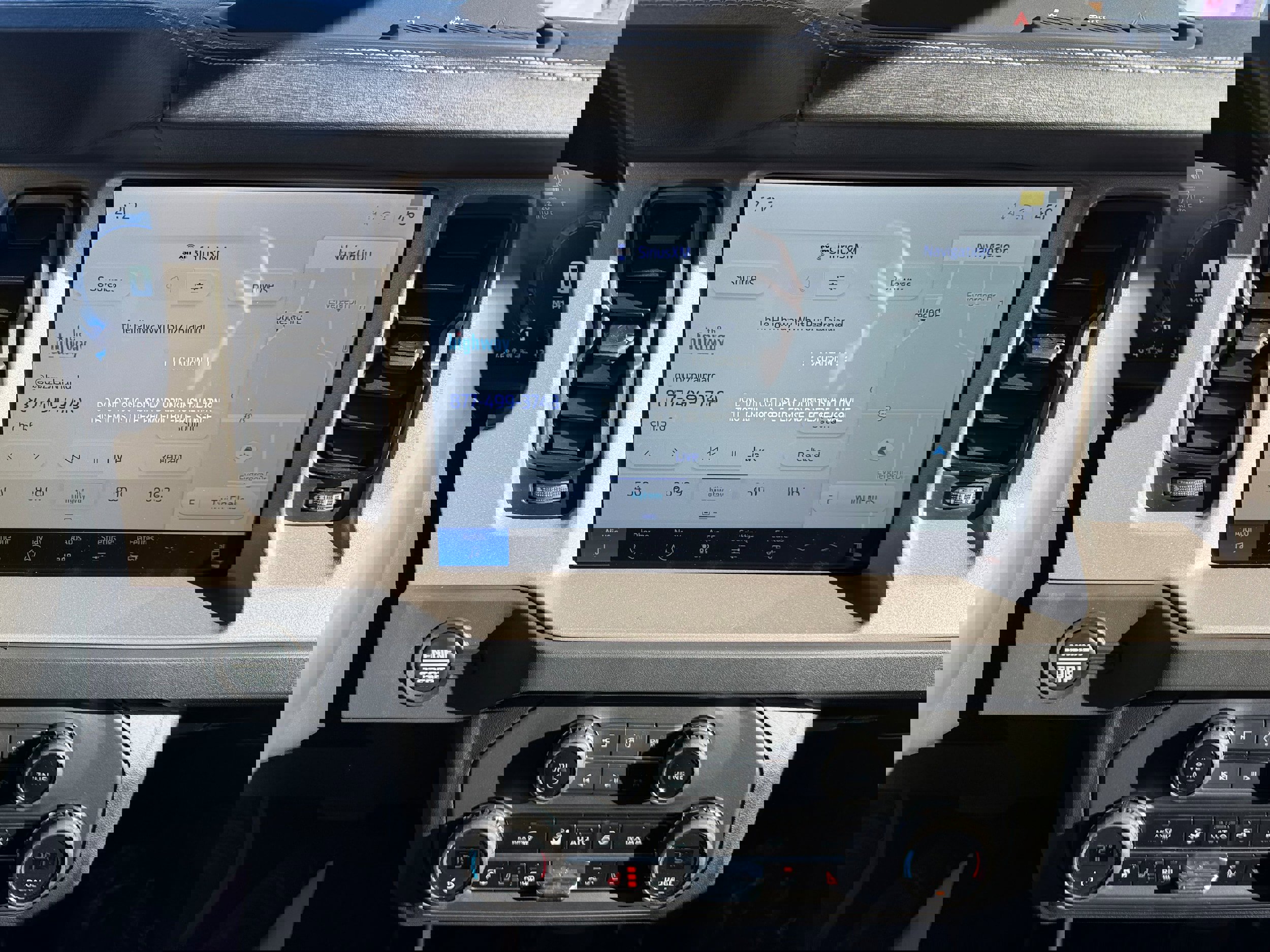 New 2025 Ford Bronco Outer Banks image 17