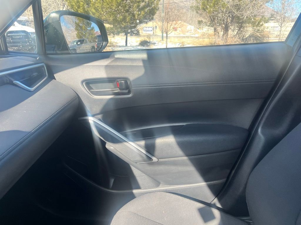 Used 2023 Toyota Corolla Cross LE image 16