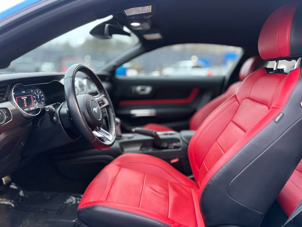 Used 2022 Ford Mustang GT Premium w/ Equipment Group 401A RWD image 11