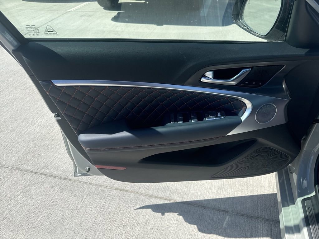 New 2026 Genesis G70 3.3T Prestige image 9