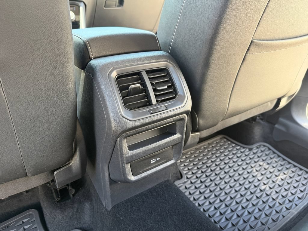 Used 2022 Volkswagen Taos SEL AWD/4WD image 28