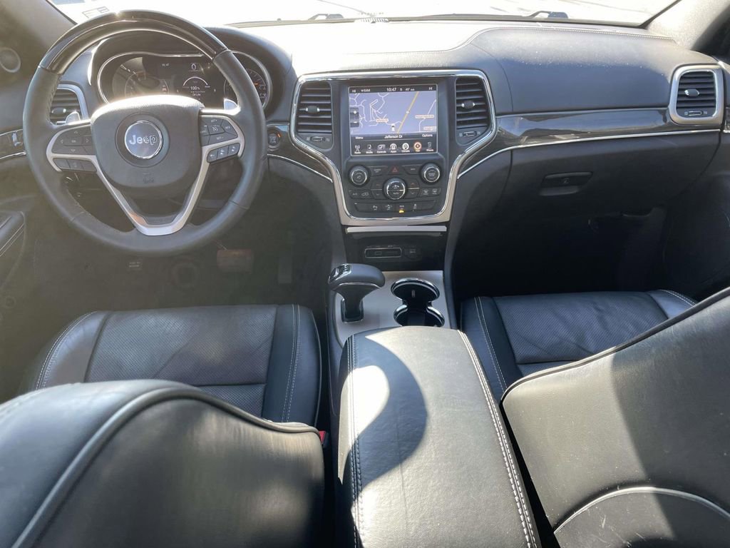 Used 2014 Jeep Grand Cherokee Overland w/ Advanced Technology Group image 14