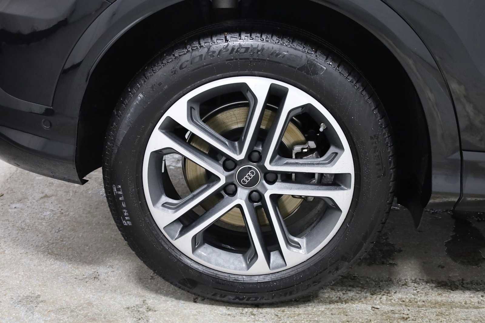 Certified 2025 Audi Q5 Prestige image 36