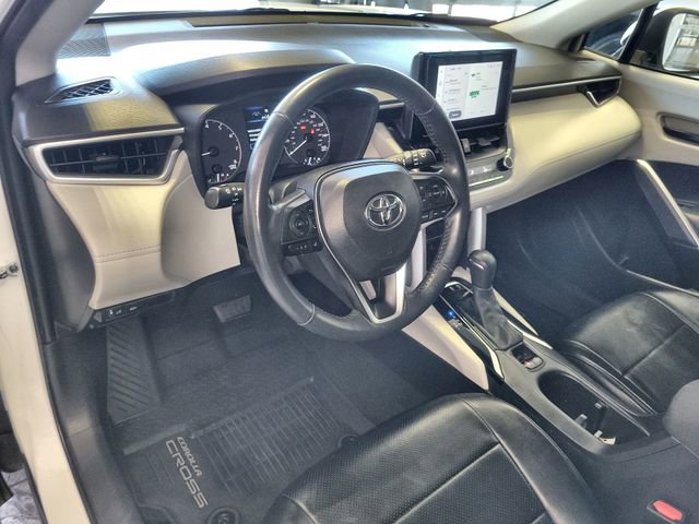 Used 2024 Toyota Corolla Cross LE FWD image 14