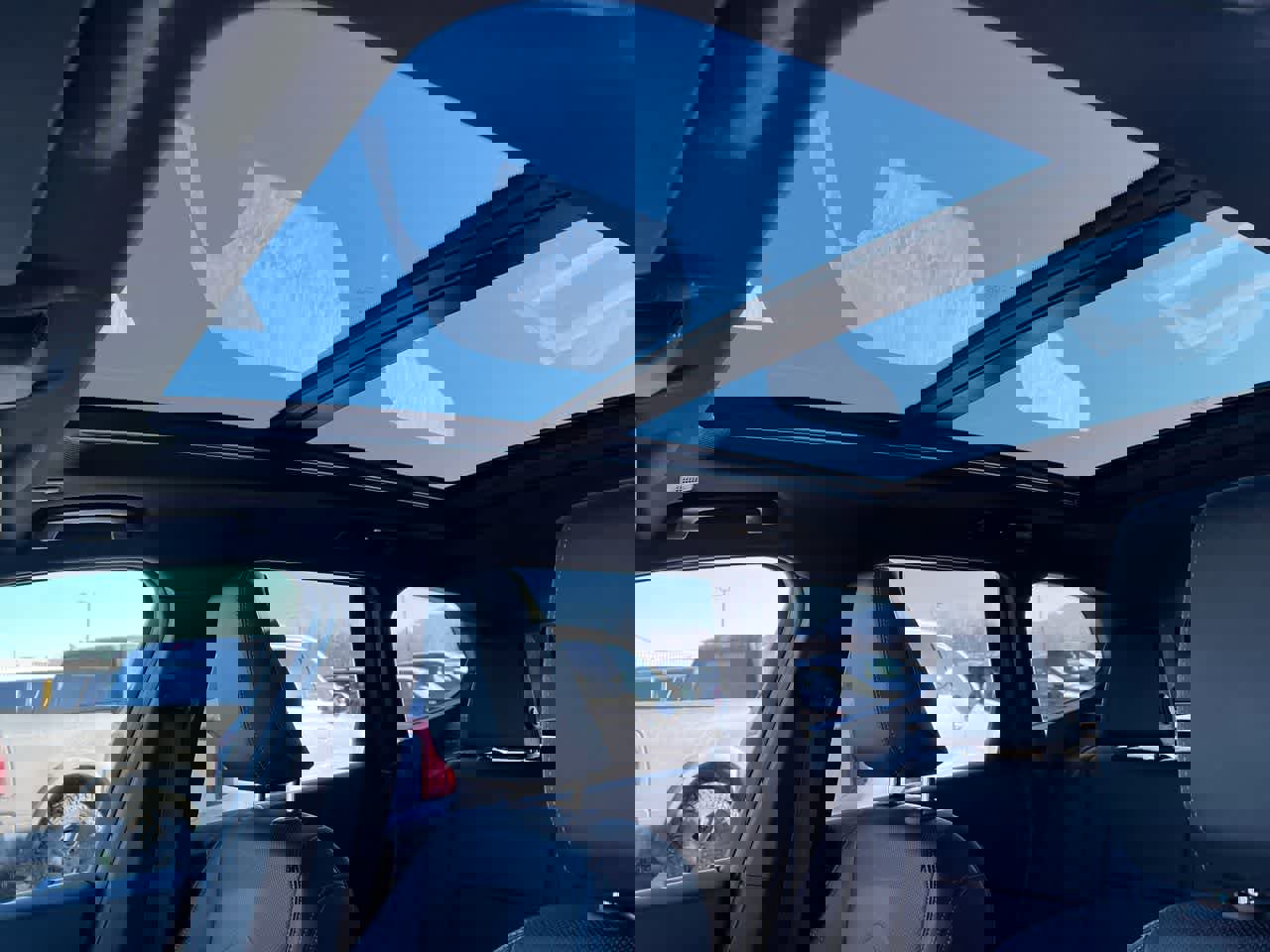 Used 2025 BMW X1 xDrive28i AWD/4WD image 22