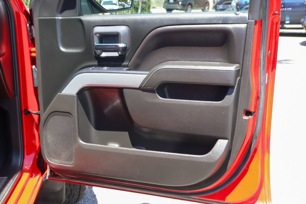 Used 2018 Chevrolet Silverado 1500 LT w/ All Star Edition AWD/4WD image 39