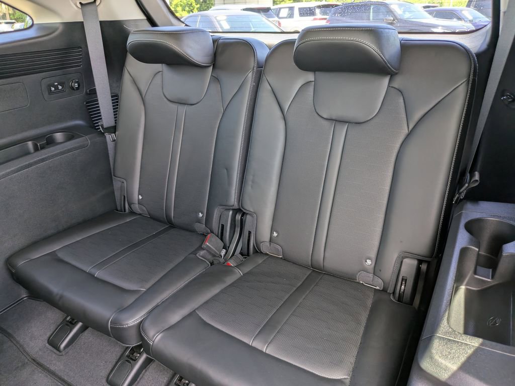 Certified 2024 Kia Sorento S w/ Panoramic Sunroof Package FWD image 19