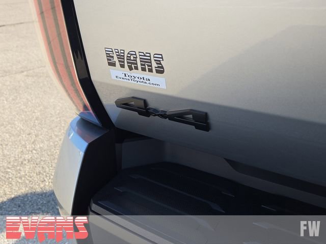 New 2026 Toyota Tundra Limited AWD/4WD image 4