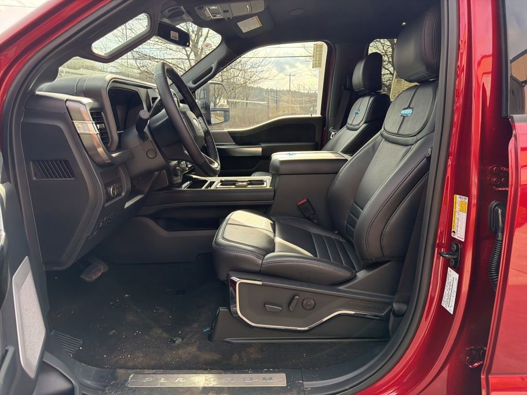New 2026 Ford F250 Platinum w/ FX4 Off-Road Package image 25