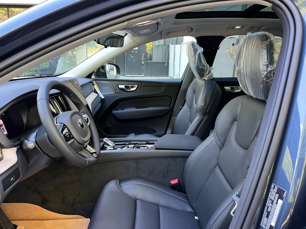 New 2026 Volvo XC60 B5 Ultra w/ Protection Package Premier AWD/4WD image 10