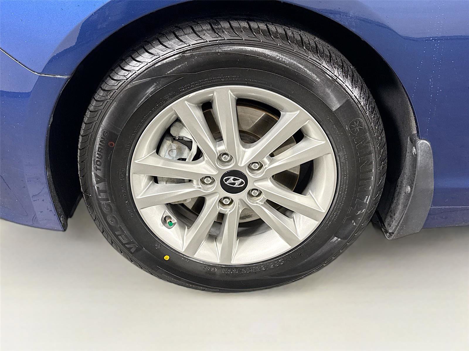 Used 2015 Hyundai Sonata SE w/ Option Group 09 FWD image 40