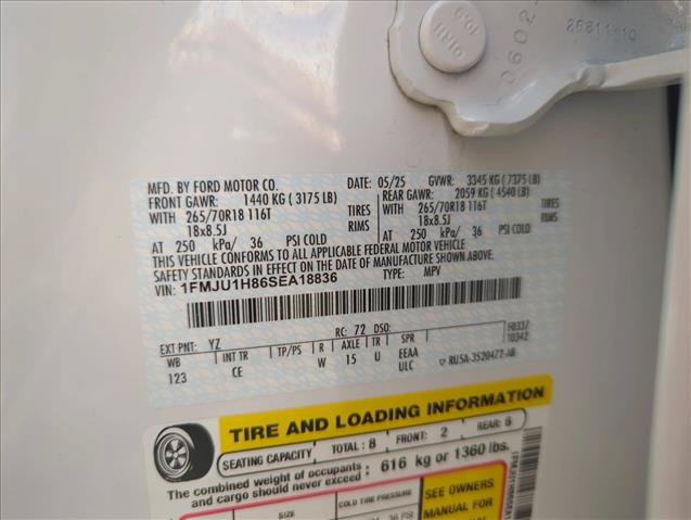 Used 2025 Ford Expedition Active RWD image 30