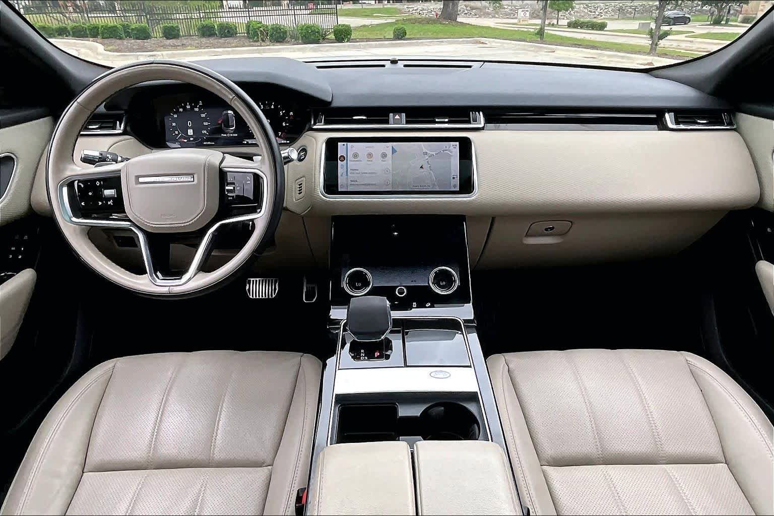 Used 2021 Land Rover Range Rover Velar R-Dynamic S AWD/4WD image 16