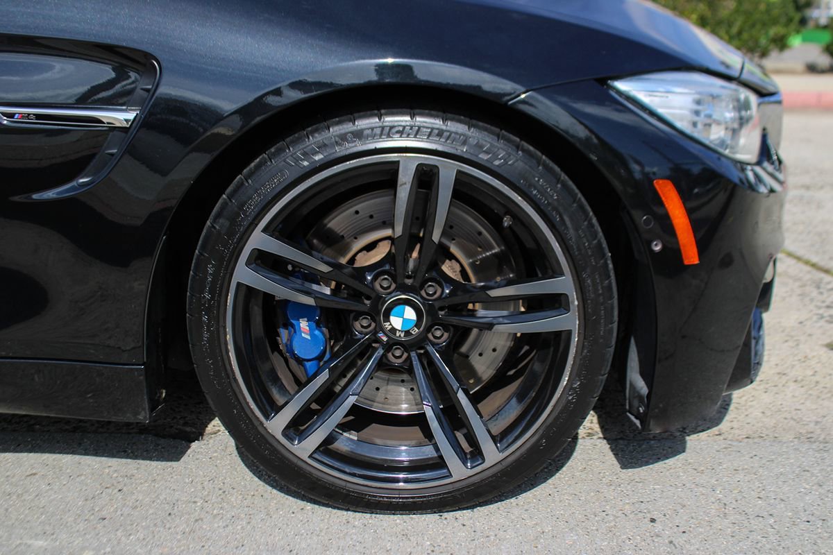 Used 2015 BMW M4 Convertible image 13